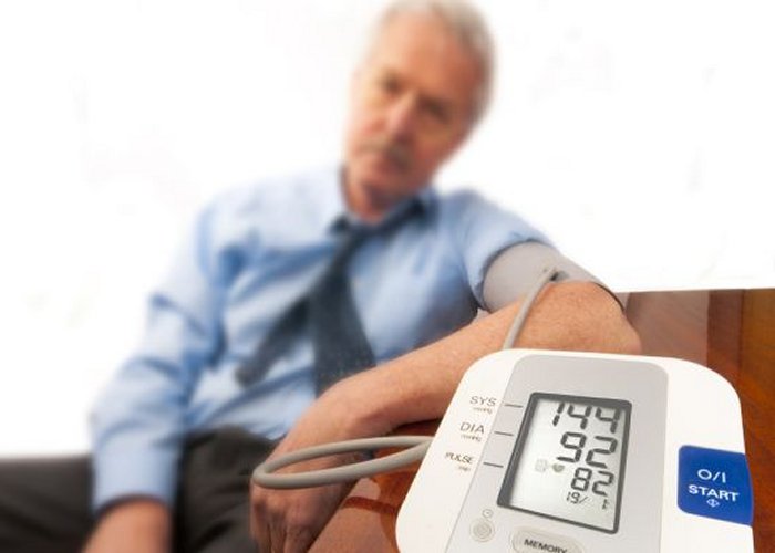 Sok od celera snižava visoki krvni tlak - spo-ovnilogia.com